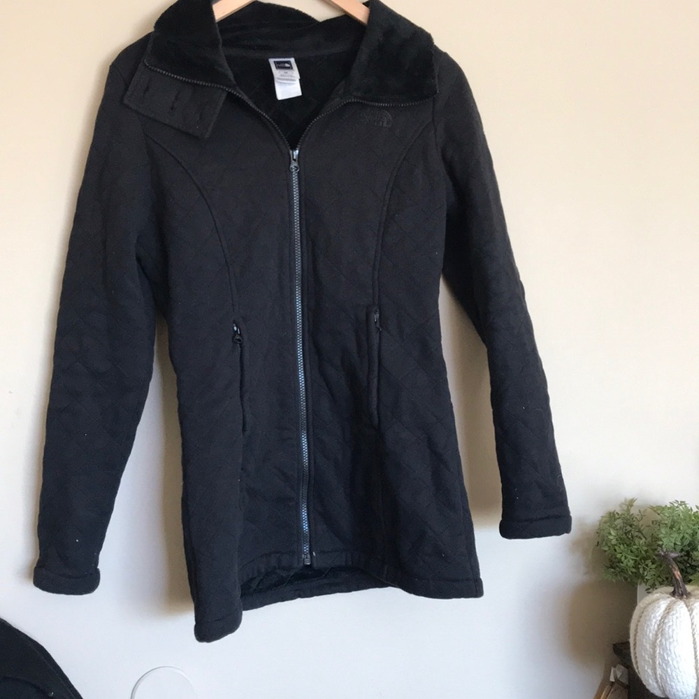 Northface black quilted lined zip hoodie jacket